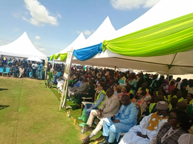 L’ARSEL ACCOMPAGNE LA POSE DE LA PREMIERE PIERRE DE LA PHASE II DES CENTRAL...